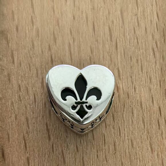 Pandora New Orleans Exclusive Travel Heart Charm Pendant, S925 Silver Bracelets - Picture 1 of 4